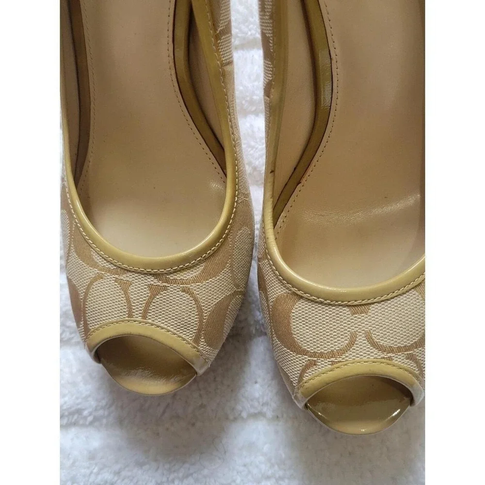 Coach Beige Gold Monogram Peep-Toe Platform Heels EUC 8.5 Minimalist Coquette